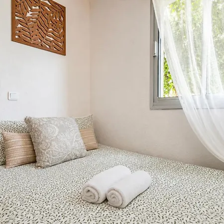 Maison Avec Terrasse, Piscine Partagee, 5 Mn 圣西普里安